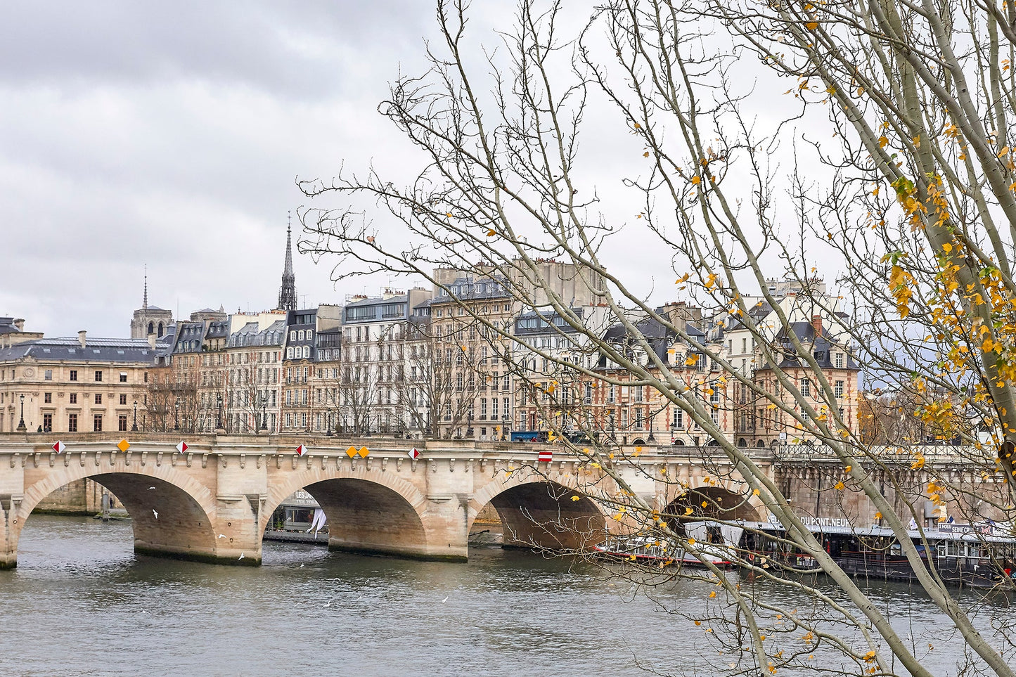 Streets of Paris 4 - Paris, France
