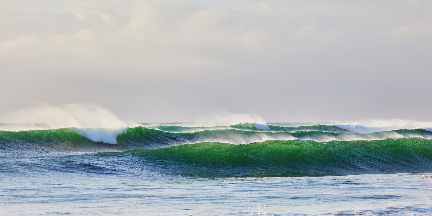 Cadence - Breaking wave Snapper Rocks, Gold Coast (Copy)